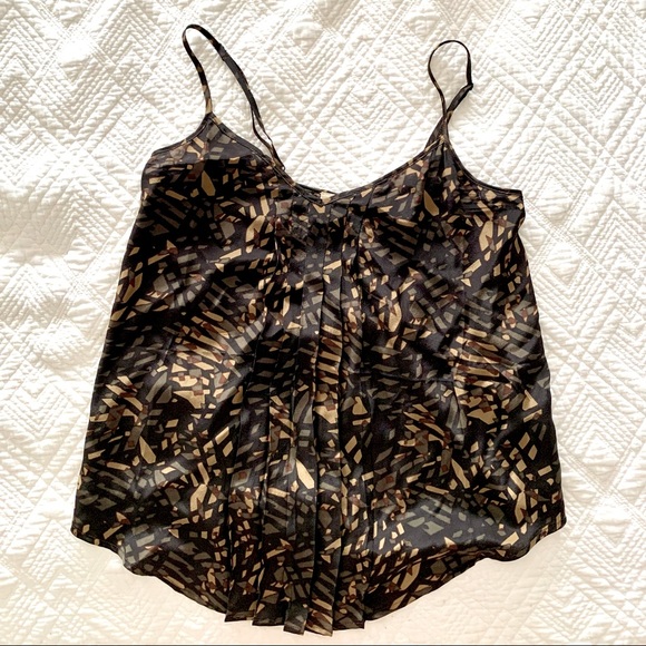🚫SOLD🚫 silk cami - Picture 1 of 3